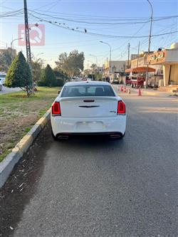 كرايسلر 300